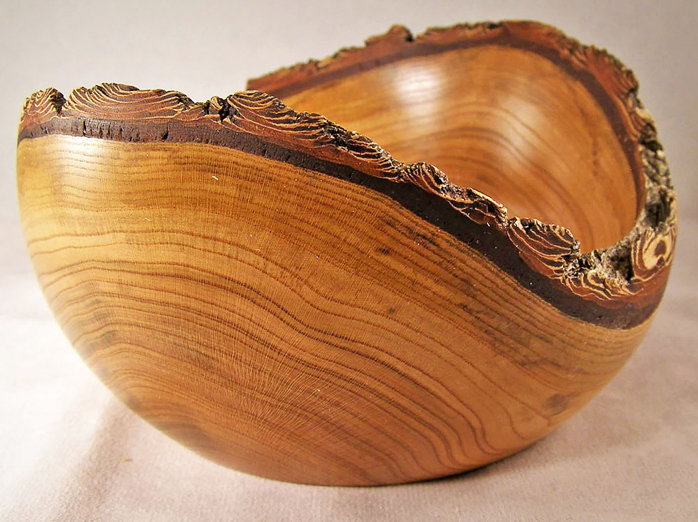 Courtesy image. Jeffrey Spahr turned this bowl from mahogany.